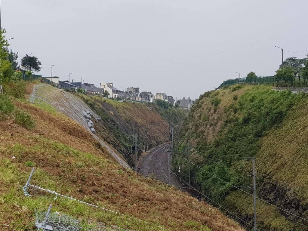 Rennes, Mise à blanc d'une tranchée rocheuse pour la SNCF, Morlaix.jpg